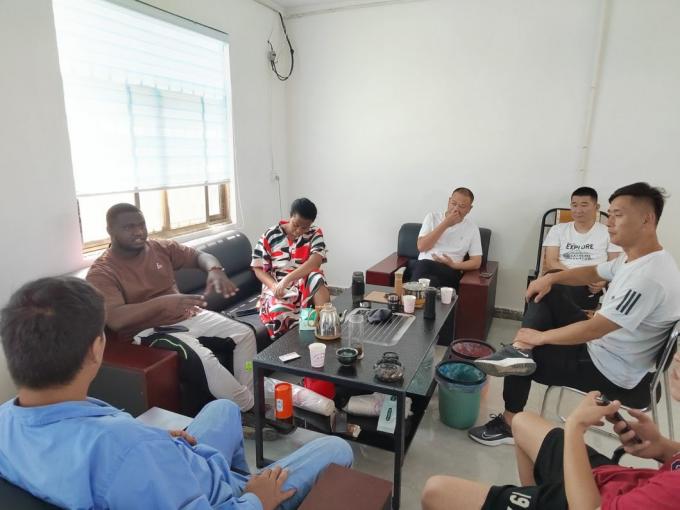 China′s New Delong 8X4 6X4 1012 Wheel Mining Dump Truck 470HP Transport Truck