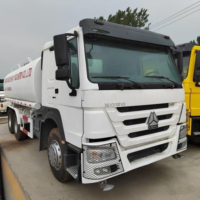 Sinotruk HOWO 6X4 15000liters 2000lm³ Drinking Spraying Water Delivery Truck Discount5%