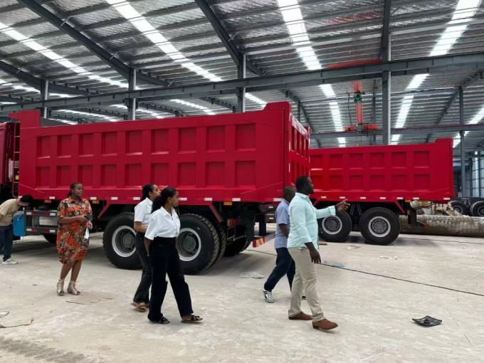 Sinotruk HOWO 6X4 15000liters 2000lm³ Drinking Spraying Water Delivery Truck Discount5%